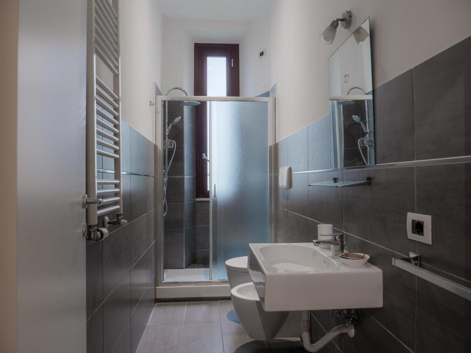 Colosseo Guest House Rome Bagian luar foto