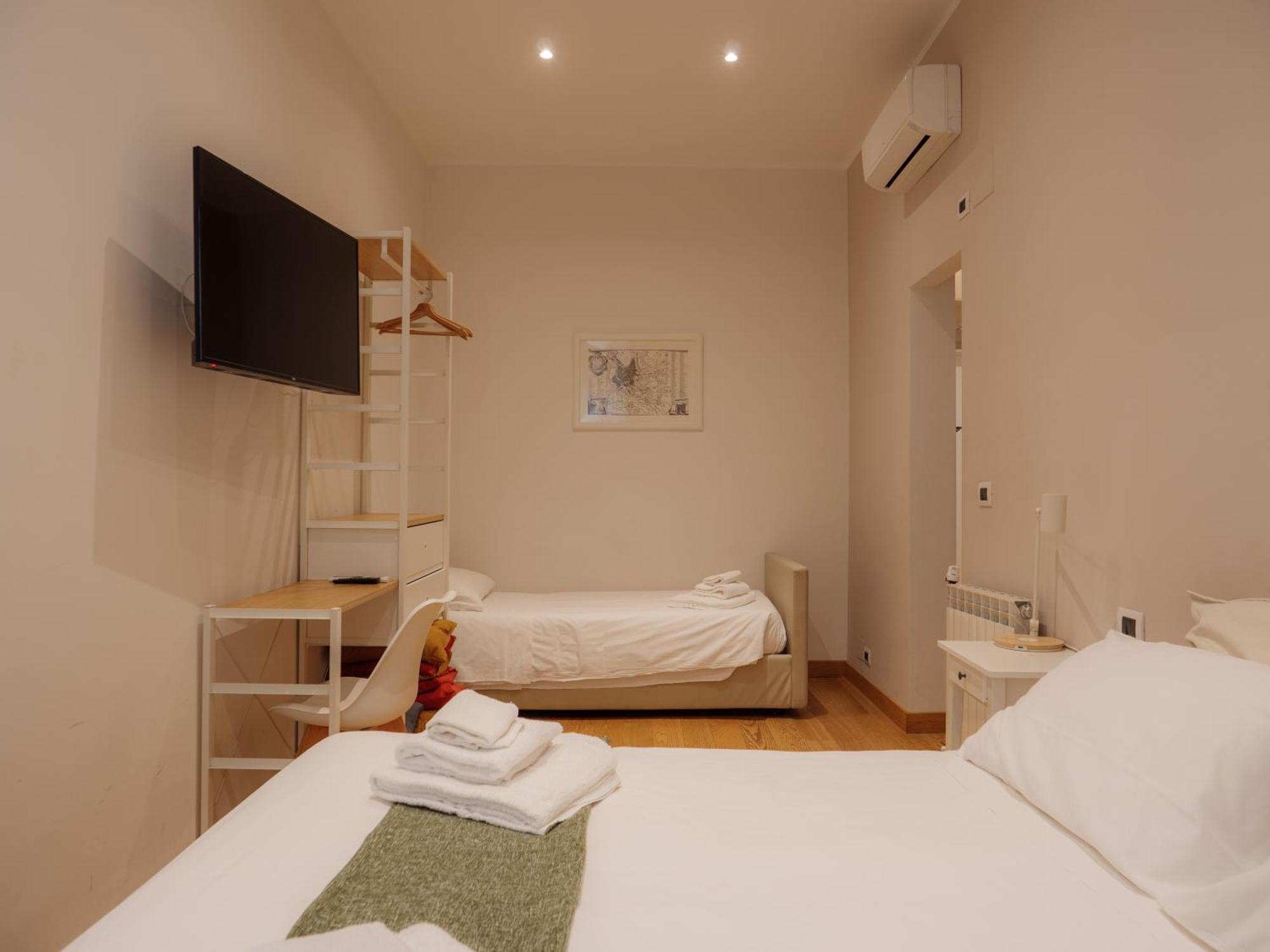 Colosseo Guest House Rome Bagian luar foto