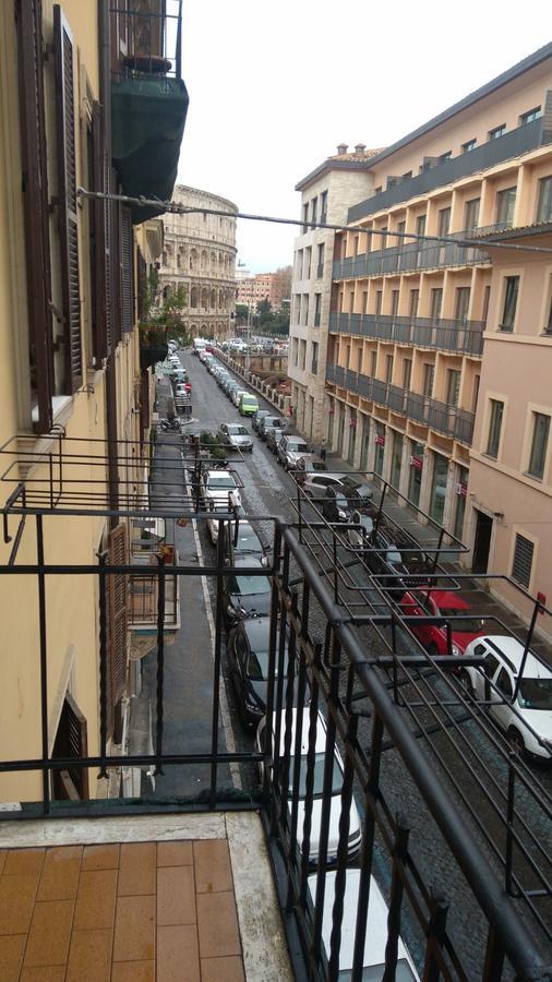 Colosseo Guest House Rome Bagian luar foto