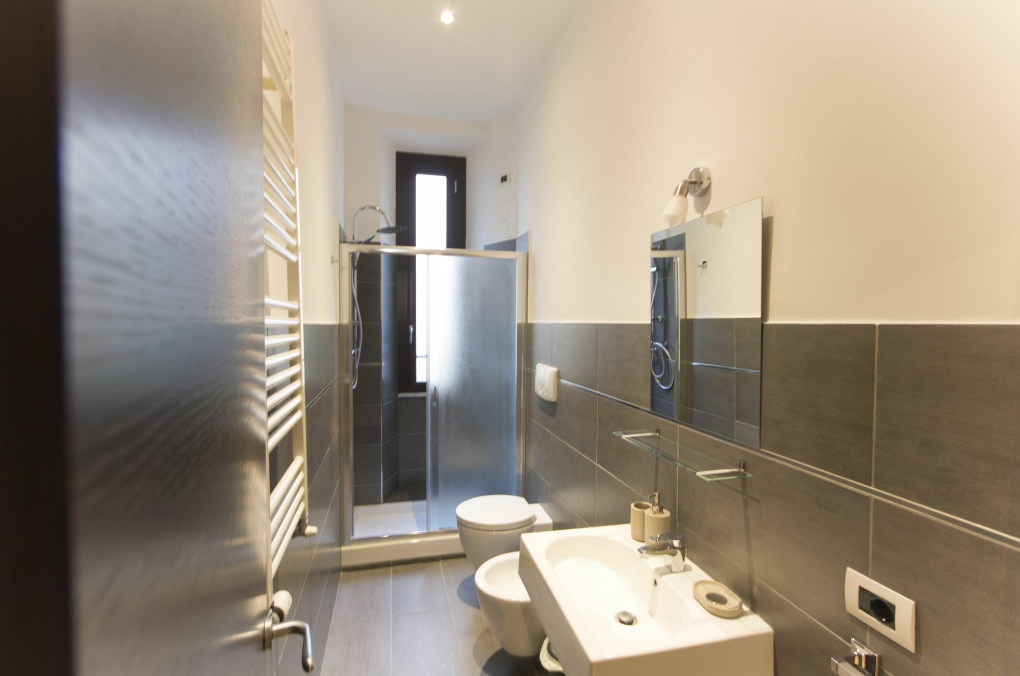 Colosseo Guest House Rome Bagian luar foto